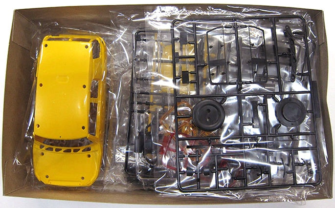 Fujimi 1/24 Toyota FJ Cruiser (Two-tone Yellow) Pre-painted Snap fit Kit