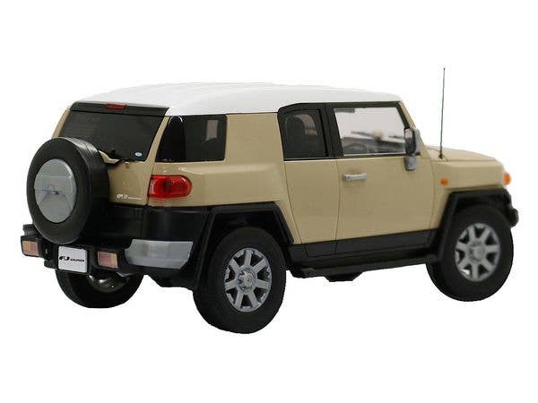 Fujimi 1/24 Toyota FJ Cruiser (Beige) | 4968728066172