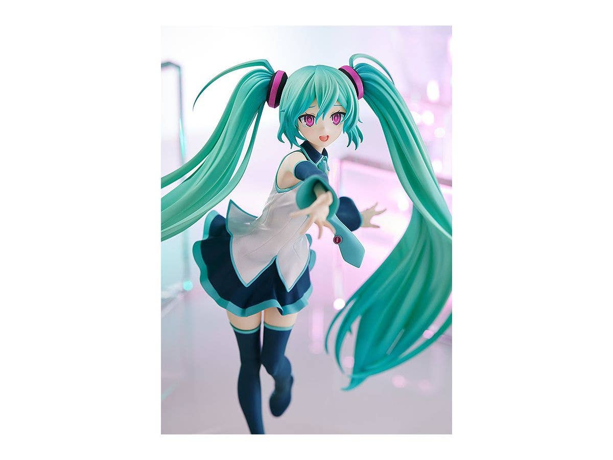 Character Vocal Series 01: Hatsune Miku Series Pop Up Parade Miku Because You're Here Ver. L Figure | 4580416945615