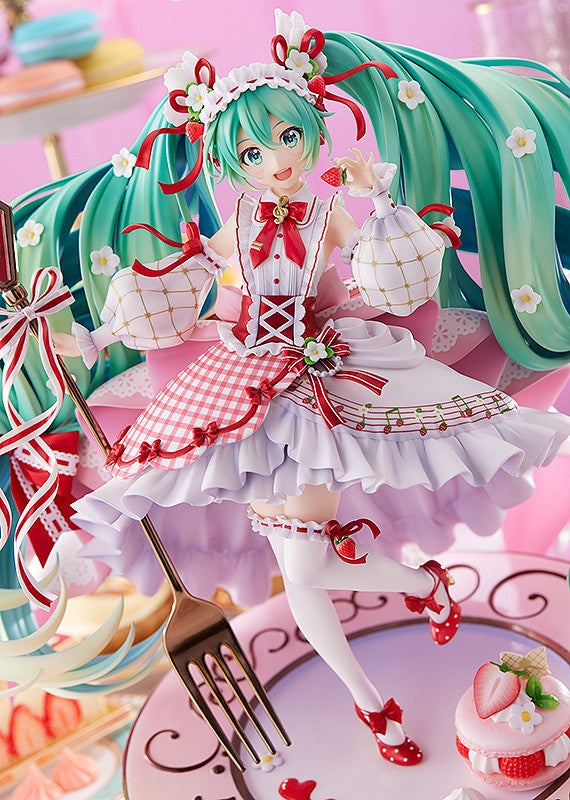 Good Smile Company Character Vocal Series 01: Hatsune Miku Series Miku 15th Anniversary Ver. 1/7 Scale Figure