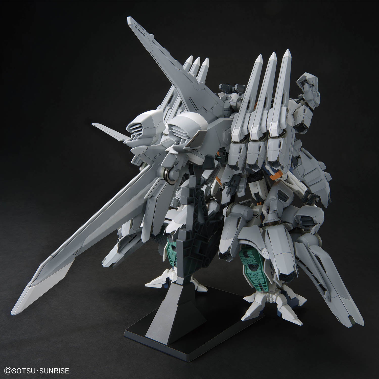 HG 1/144 Alyzeus in Flight Form, angled view with wing binders extended