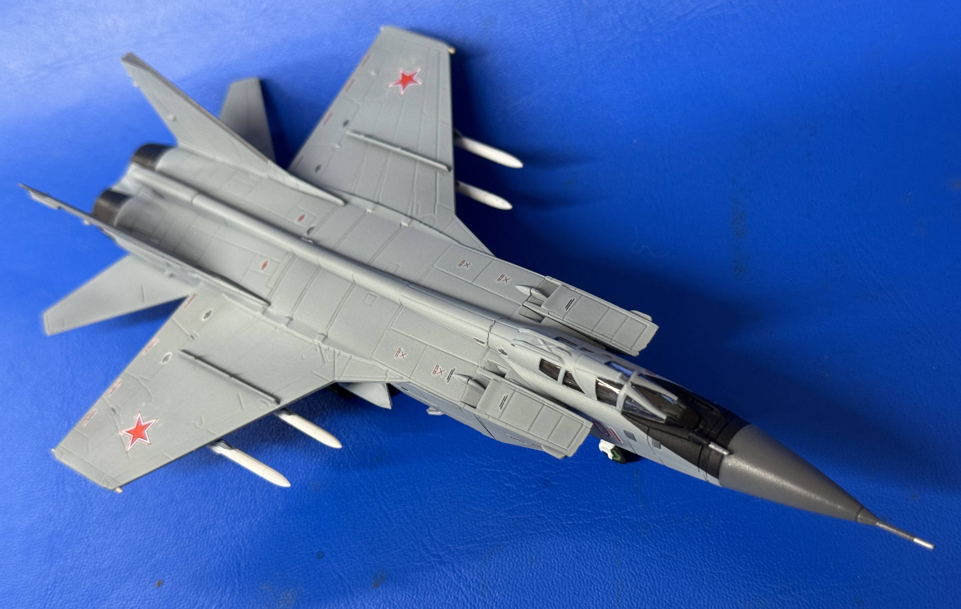 1/144 MiG-31 FOX HOUND | 4582119759643