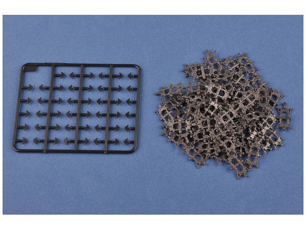 Hobby Boss 1/35 Track For M2/M3/LVTP7/MLRS Early | 6939319210081