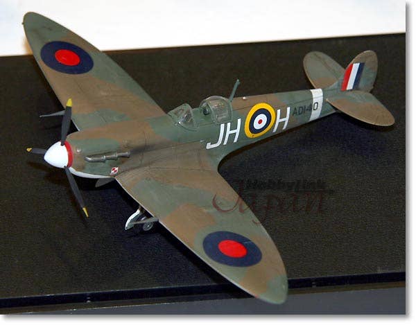 Hobby Boss 1/72 Spitfire MK Vb | 6939319202123