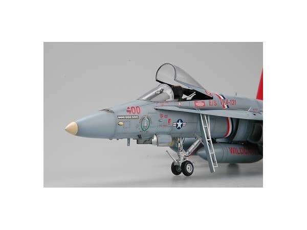 Hobby Boss 1/48 F/A-18C Hornet | 6939319203212