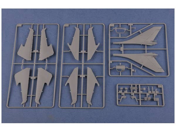 Hobby Boss 1/48 Su-17UM3 Fitter-G | 6939319217592