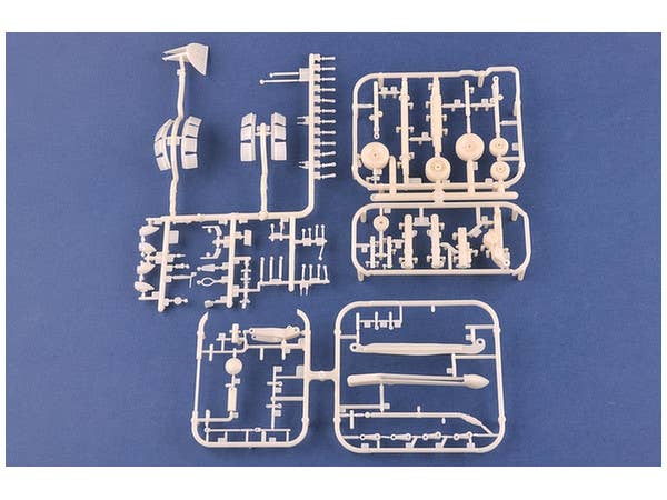 Hobby Boss 1/18 AV-8B Harrier II | 6939319218049