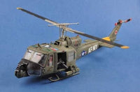 Hobby Boss 1/18 UH-1 Huey B/C | 6939319218070
