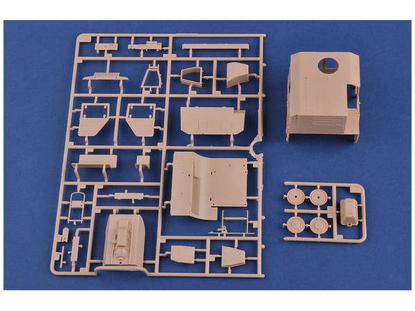 Hobby Boss 1/35 LKW 5t mil glw | 6939319255082