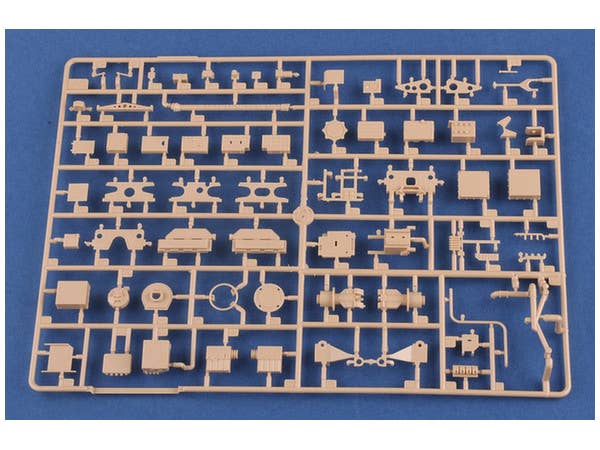 Hobby Boss 1/35 Russian 9K79 Tochka (SS-21 Scarab) IRBM | 6939319255099