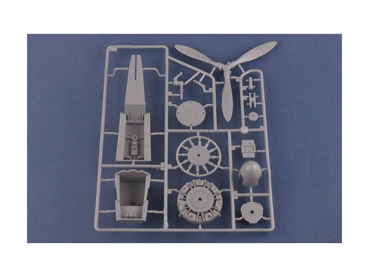 Hobby Boss 1/18 Focke-Wulf FW 190A-8 | 6939319218032