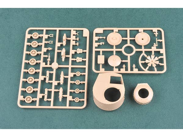Hobby Boss 1/35 Soviet T-24 Medium Tank | 6939319224934