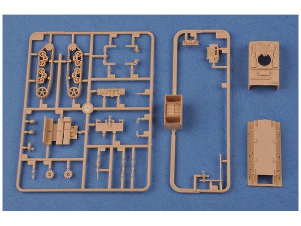 Hobby Boss 1/72 M4 High Speed Tractor (155mm/8-in./240mm) | 6939319229212