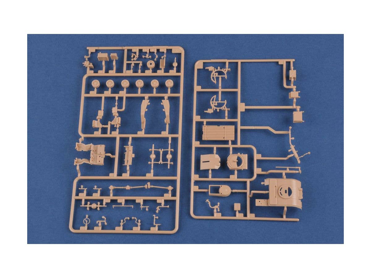 Hobby Boss 1/72 Russian BM-21 Grad Multiple Rocket Launcher | 6939319229311