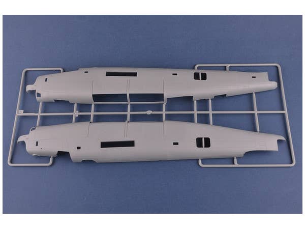 Hobby Boss 1/32 B-24J Liberator | 6939319232113