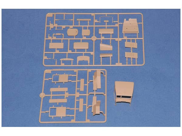 Hobby Boss 1/35 Russian ZIS-5B Truck | 6939319238863