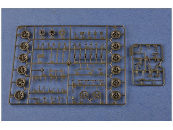 Hobby Boss 1/35 PLA ZTZ-99A MBT - UPC 6939319238924 | 6939319238924