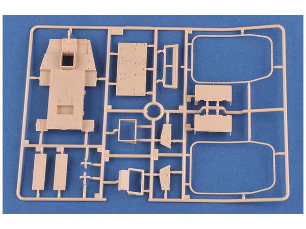 Hobby Boss 1/35 M3A1 late version tow 122mm Howitzer M-30 | 6939319245373