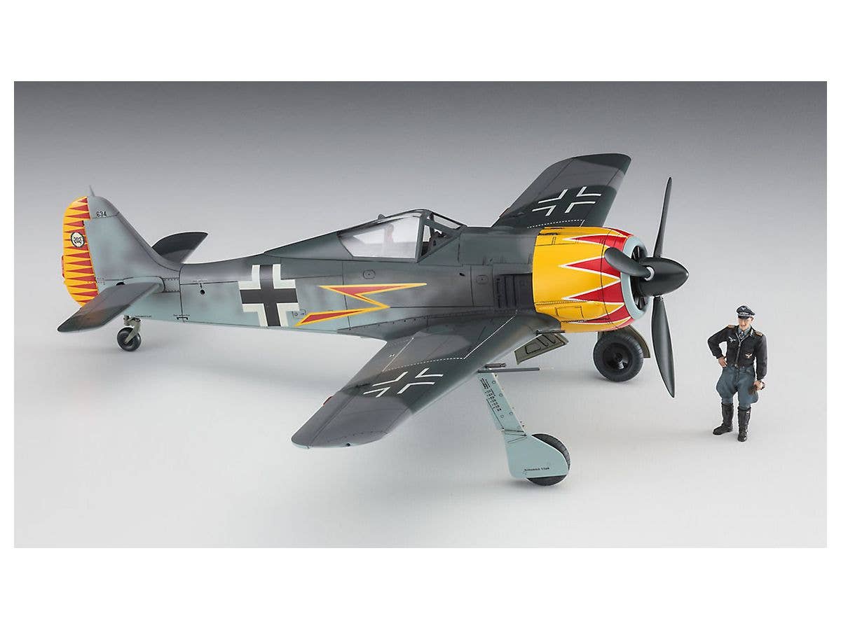 Hasegawa 1/48 Focke-Wulf Fw190A-4 'GRAF' w/ Figure | 4967834074927