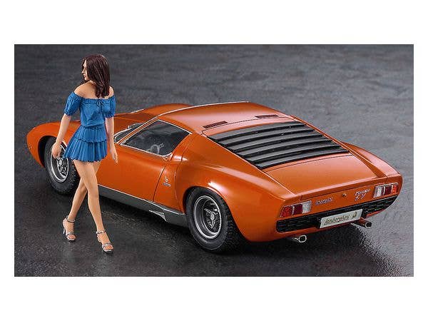 Hasegawa 1/24 Lamborghini Miura P400 SV w/ Italian Girl Figure | 4967834204232