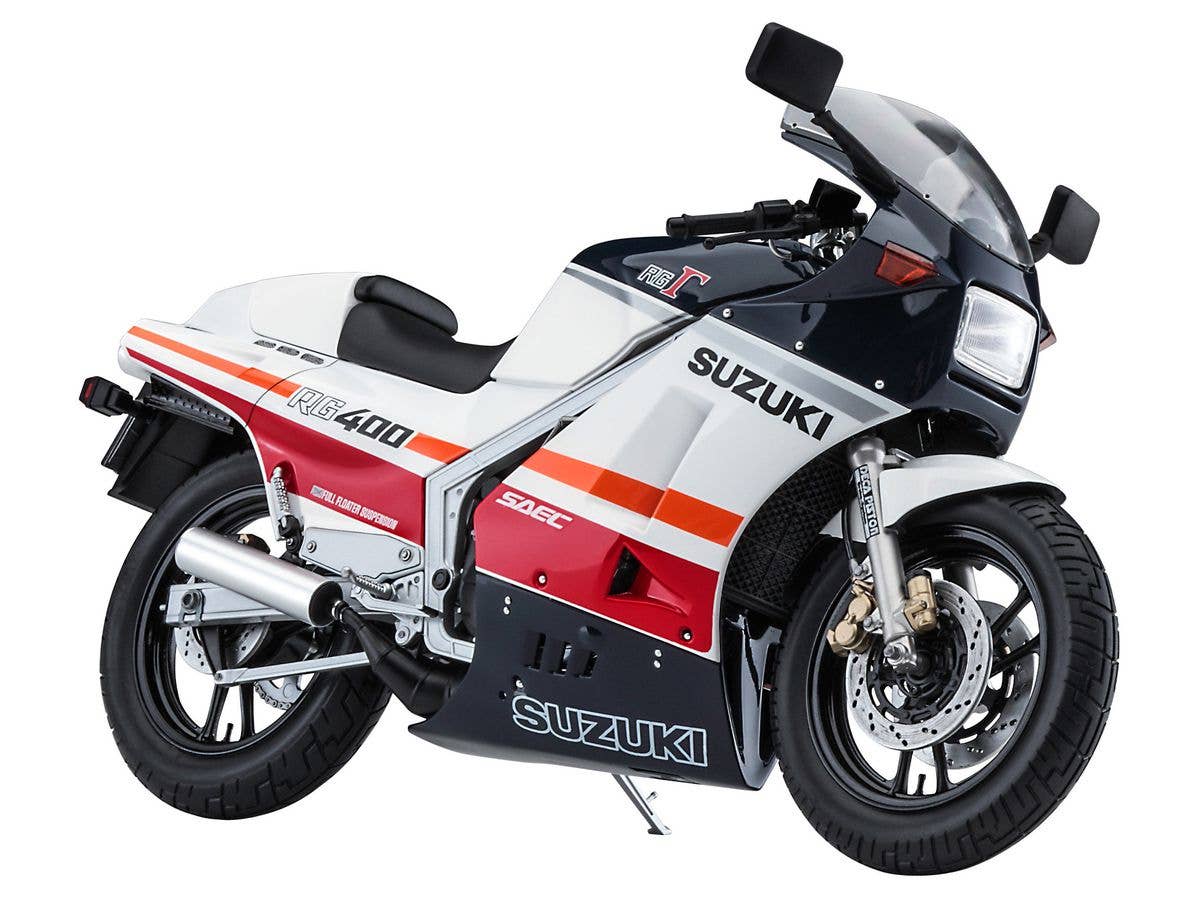 Hasegawa 1/12  SUZUKI RG400Γ EARLY VERSION "RED/WHITE COLOR" w/Under Cowl | 4967834217324