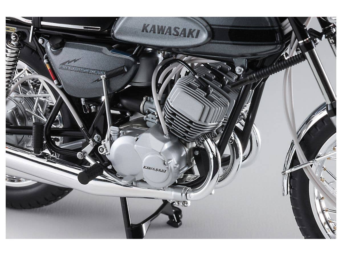 Hasegawa [BK10] 1:12 Kawasaki 500-SS/MACH III (H1) | 4967834215108