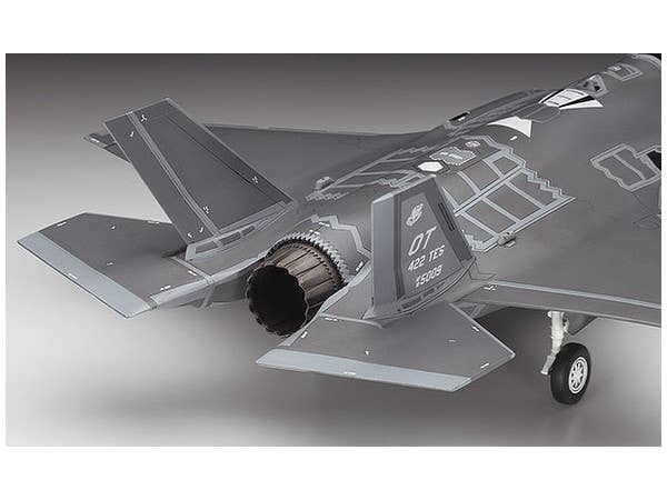 Hasegawa [E42] 1:72 F-35A LIGHTNING II | 4967834015722