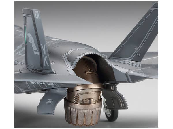 Hasegawa [E46] 1:72 F-35 LIGHTNING II (B Version) U.S.MARINE | 4967834015760