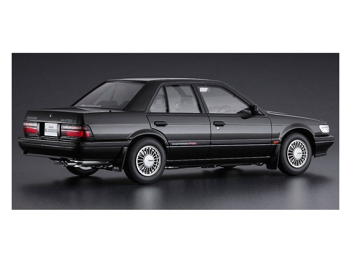 Hasegawa 1/24 Nissan Bluebird 4Door (HC33) | 4967834211339
