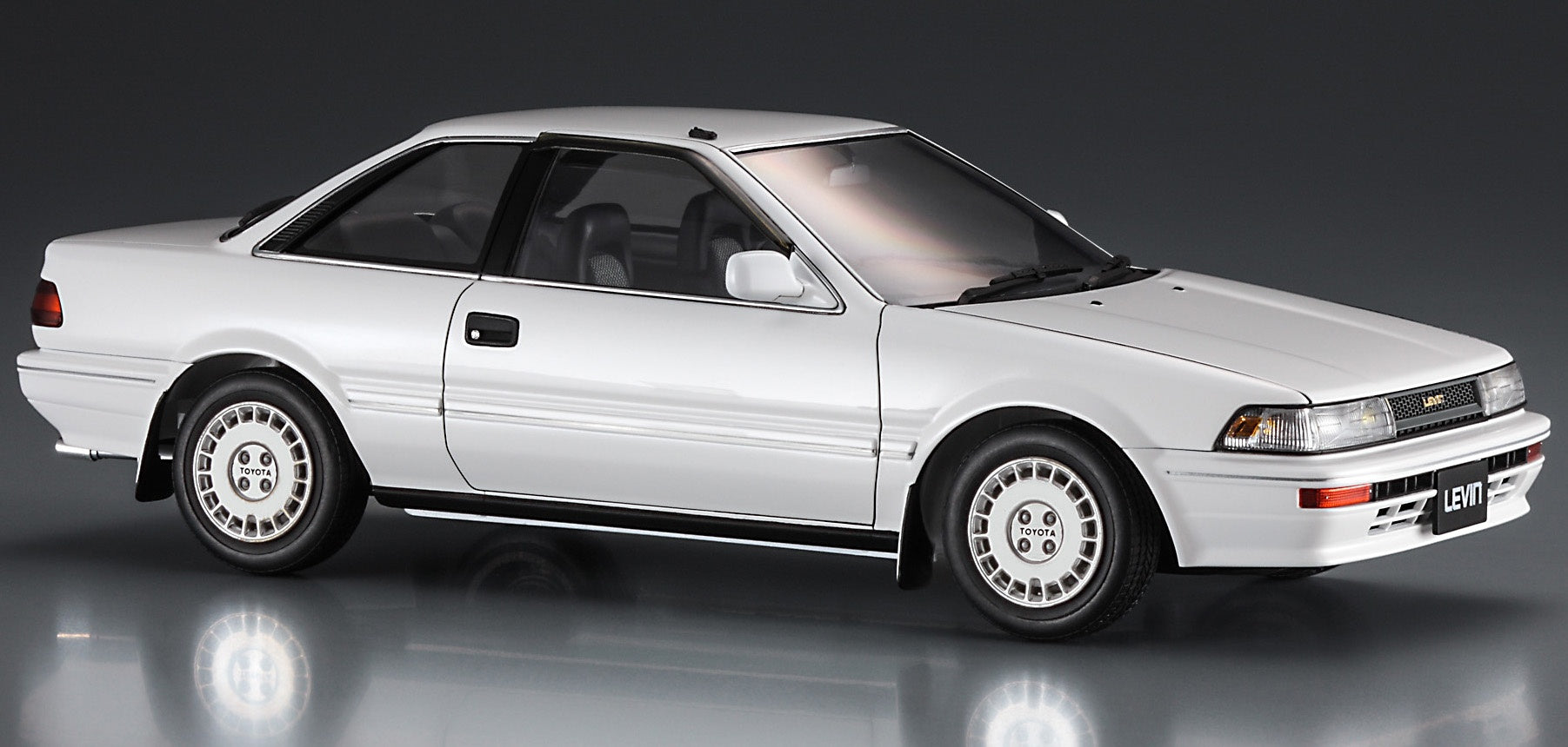 Hasegawa [HC36] 1:24 TOYOTA COROLLA LEVIN AE92 APEX EARLY VERSION(4967834211360)