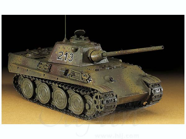 Hasegawa Pz.Kpfw V Panther Ausf. F | 4967834312401