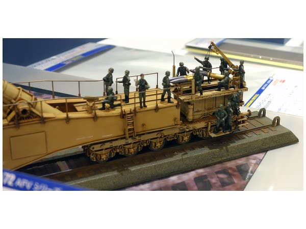 Hasegawa [MT58] 1:72 GERMAN RAILWAY GUN K5(E) LEOPOLD w/FIGURE | 4967834312586
