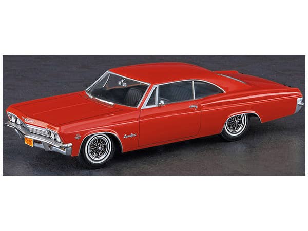 Hasegawa 1/24 1966 American Coupe (Chevrolet Impala SS) Type I w/ Blond Girl's Resin Figure | 4967834522022