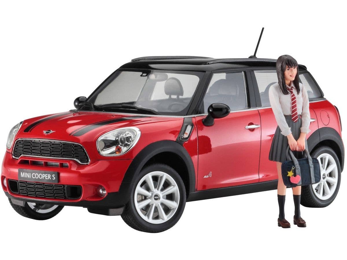 Hasegawa 1/24 MINI COOPER S COUNTRYMAN ALL4 w/SCHOOL GIRL’S FIGURE | 4967834523593