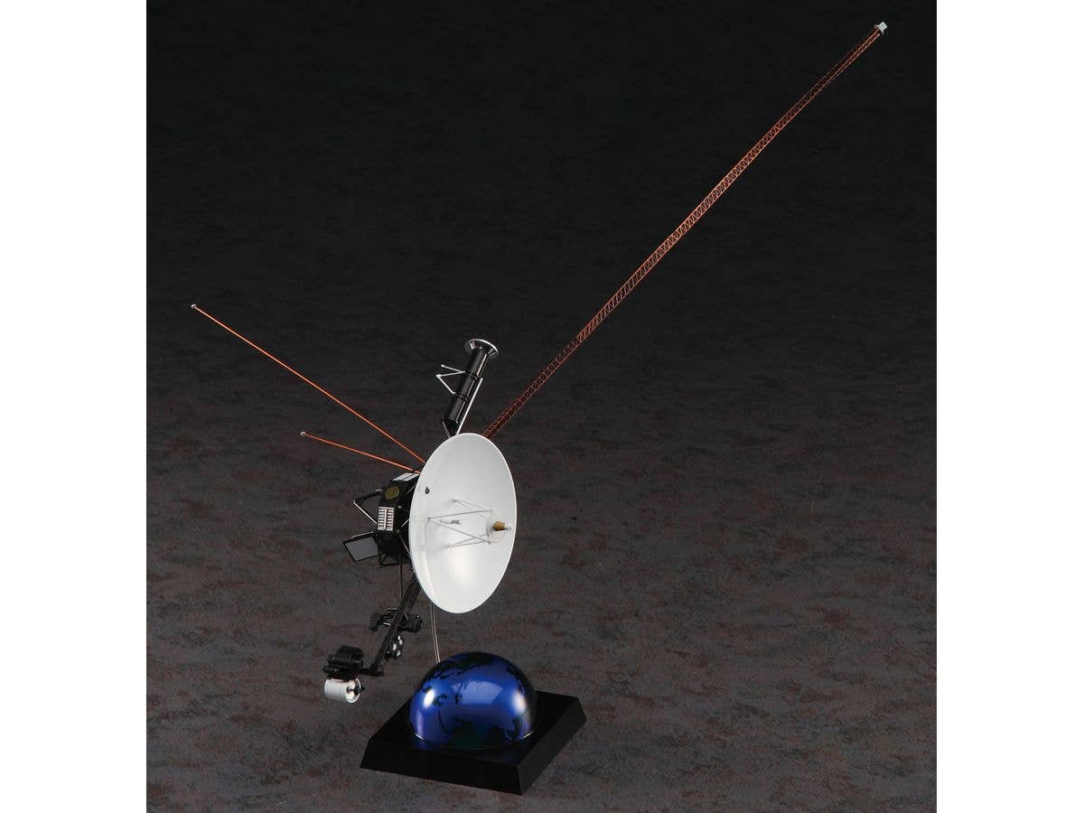 Hasegawa 1/48 Unmanned Space Probe VOYAGER w/Mission Emblem Patch | 4967834524354