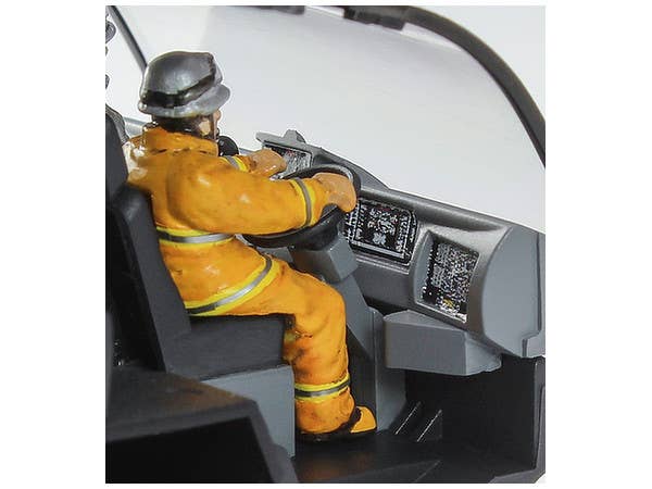Hasegawa [SW05] 1:72 ROSENBAUER PANTHER 6×6 AIRPORT CRASH TENDER | 4967834540057