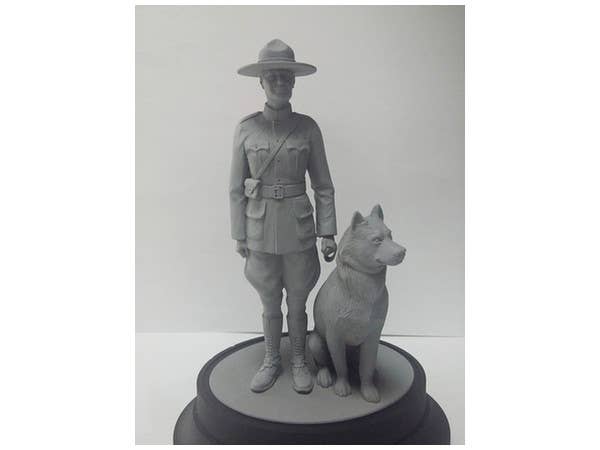 ICM 1/16 RCMP Female Officer with dog | 4823044405336