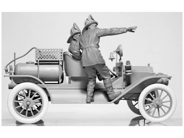 ICM 1/24 American Fire Truck Crew (1910s) (2 figures) | 4823044405268