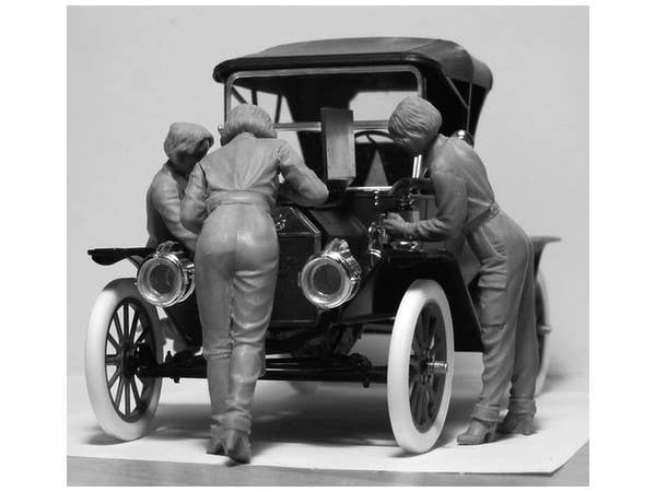 ICM 1/24 American mechanics (1910s) (3 figures) | 4823044404735
