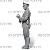 ICM 1/24 WWII German Staff Personnel (100% new molds), Figure