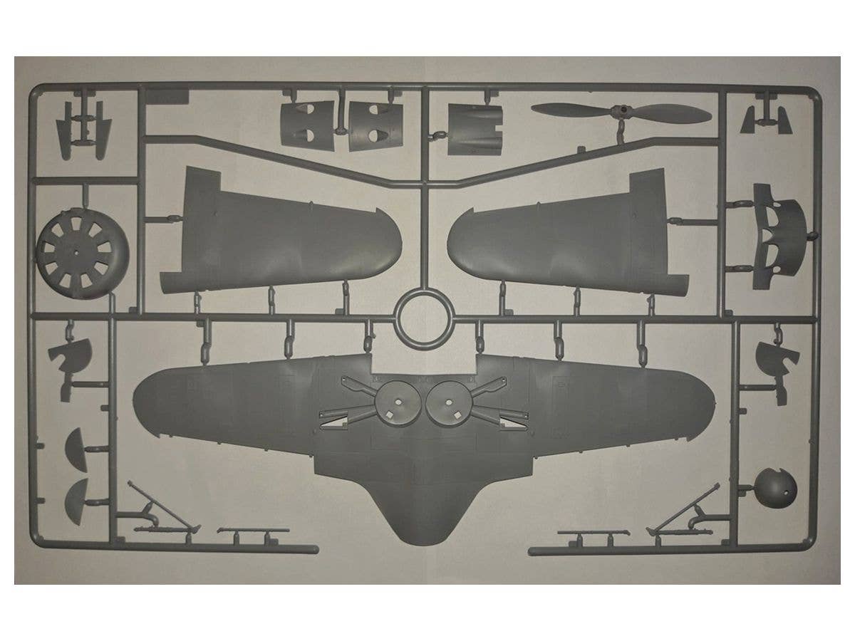 ICM 1/32 I-16 type 10, WWII Soviet Fighter | 4823044405800