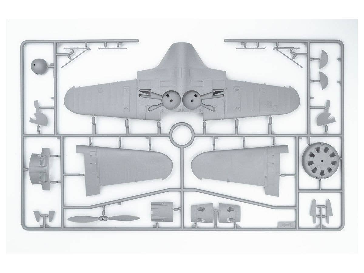 ICM 1/32 I-16 type 17, WWII Soviet Fighter | 4823044405817