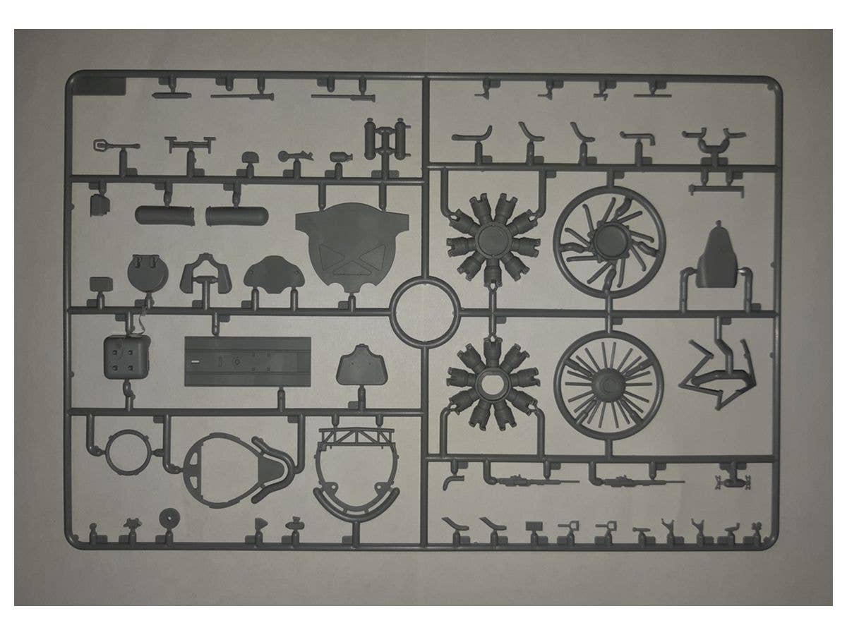 ICM 1/32 I-16 type 24 with Soviet Pilots (1939-1942) | 4823044405831