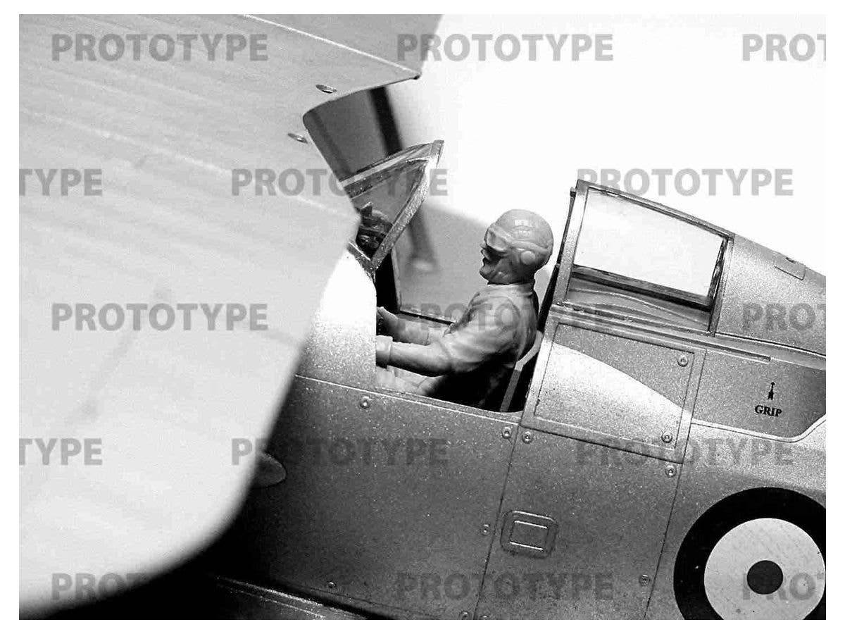 ICM 1/32 WWII Allies Pilots in the cockpit (British, American, Soviet) (100% new molds) | 4823044408030