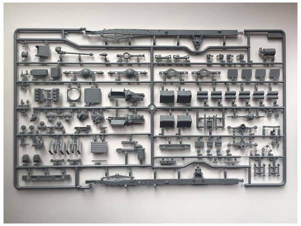 ICM 1/35 Soviet Six-Wheel Army Truck | 4823044404018