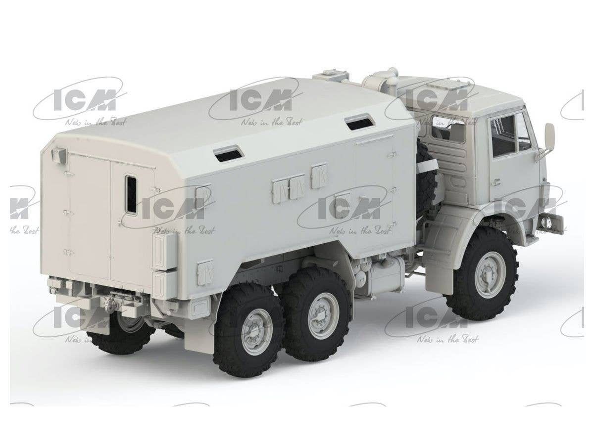 ICM 1/35 Soviet Six-Wheel Army Truck with Shelter | 4823044407941