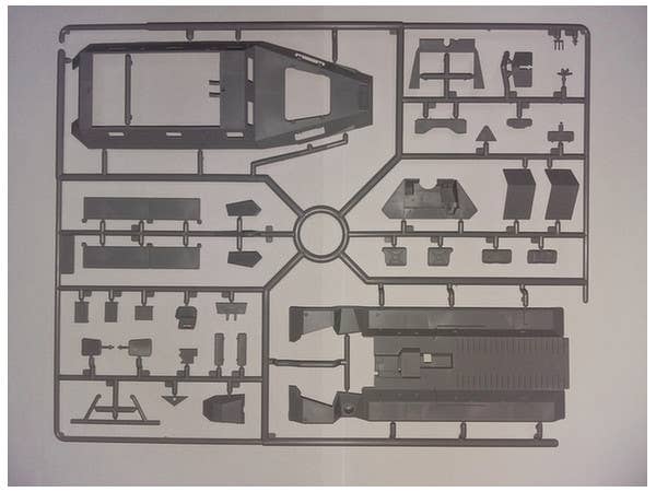 ICM 1/35 Sd.Kfz.251/1 Ausf.A, WWII German Armoured Personnel Carrier | 4823044404599