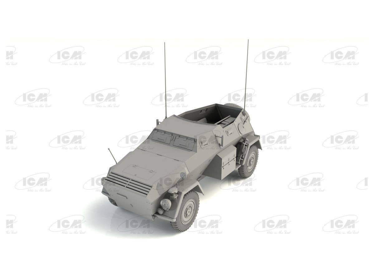 ICM 1/35 Sd.Kfz. 247 Ausf.B, German Command Armoured Vehicle (100% new molds) | 4823044406456