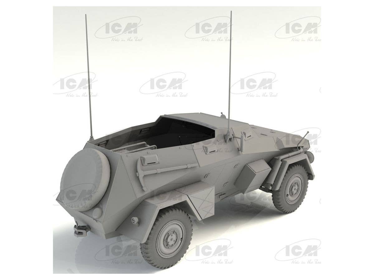 ICM 1/35 Sd.Kfz. 247 Ausf.B with Crew | 4823044407552