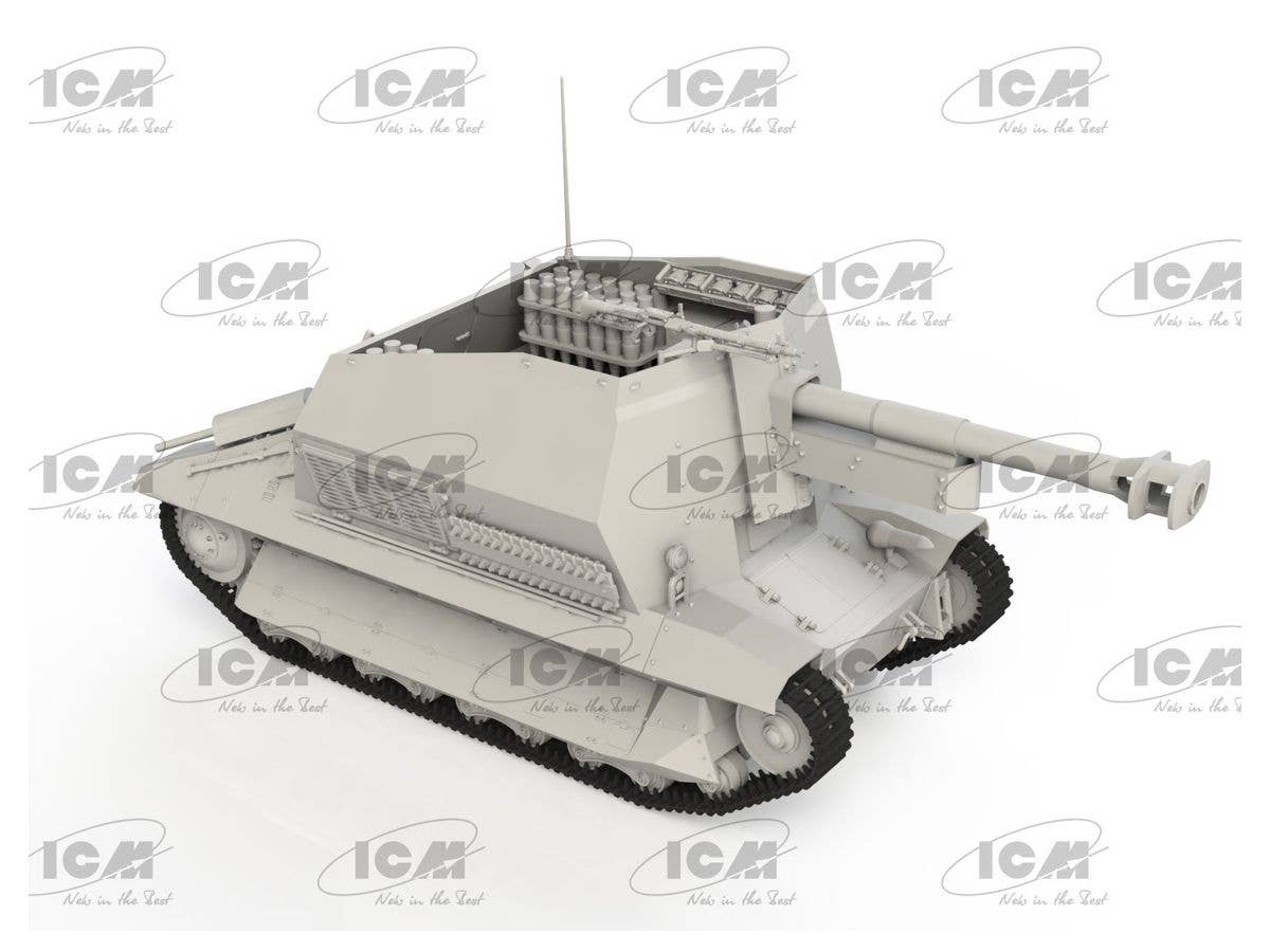 ICM 1/35 10.5cm leFH 16(Sf) auf Geschutzwagen FCM36(f), WWII German self-propelled howitzer | 4823044408832